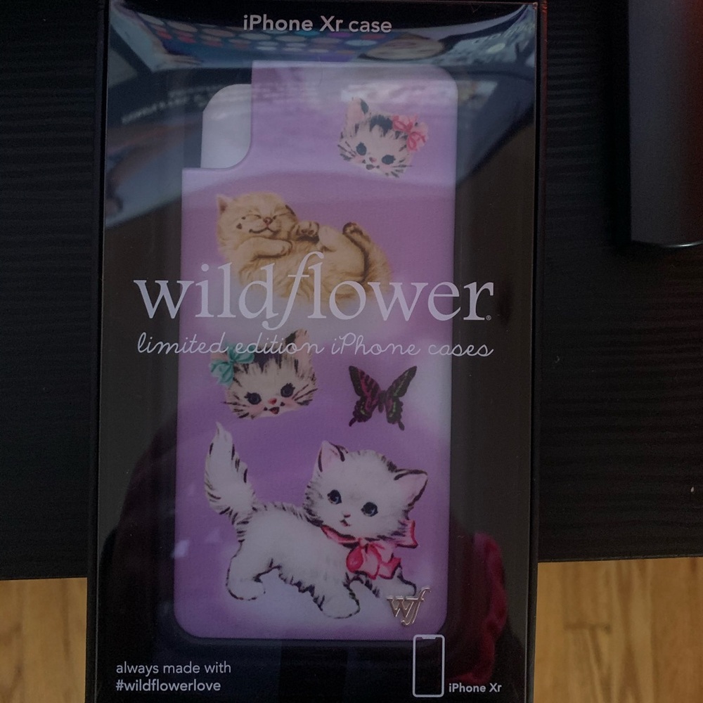 WILDFLOWER iphone XR